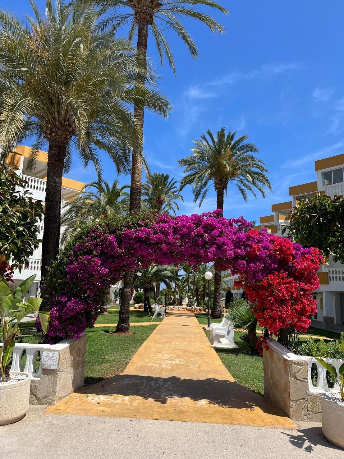 Holiday Beach Дения Экстерьер фото